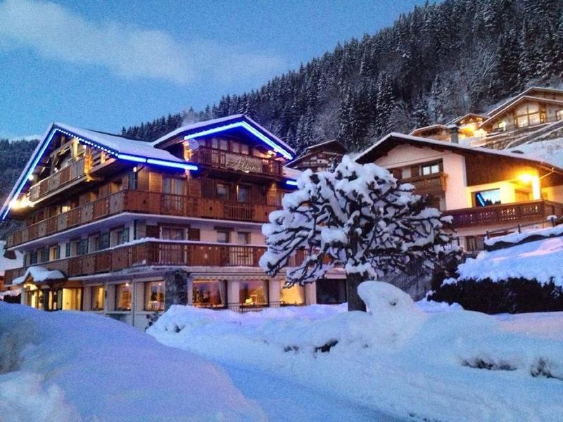 Hotel Alpina 모르진 외부 사진